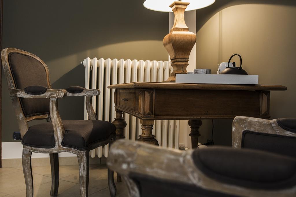 Santa Marta Suites & Apartments Лечче Номер фото