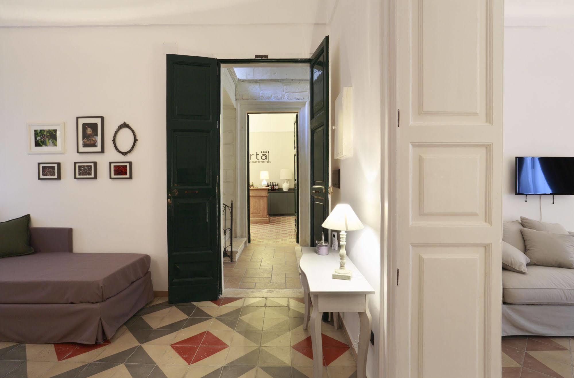 Santa Marta Suites & Apartments Лечче Экстерьер фото