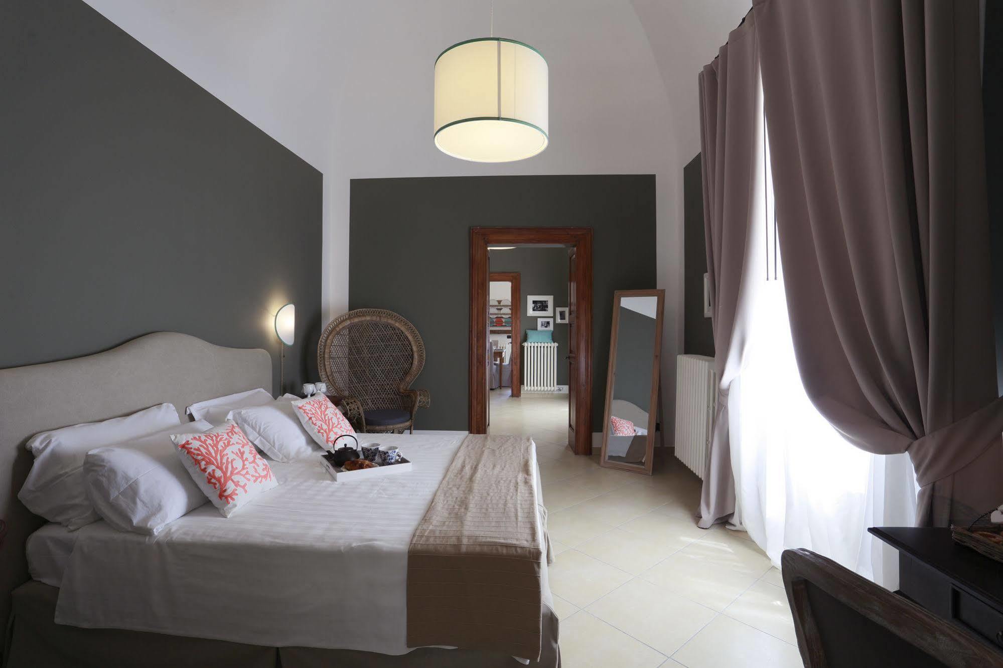 Santa Marta Suites & Apartments Лечче Экстерьер фото