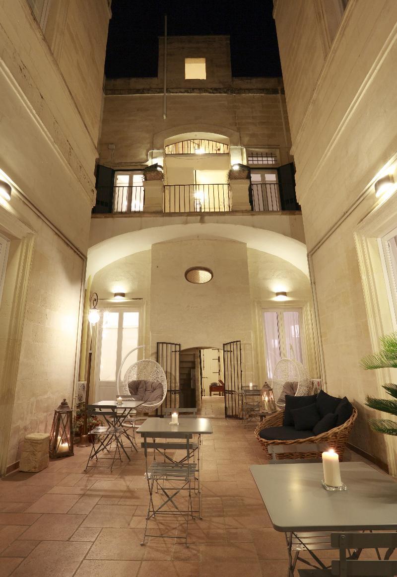 Santa Marta Suites & Apartments Лечче Экстерьер фото