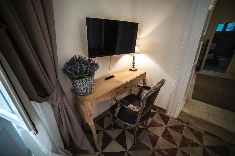 Santa Marta Suites & Apartments Лечче Экстерьер фото