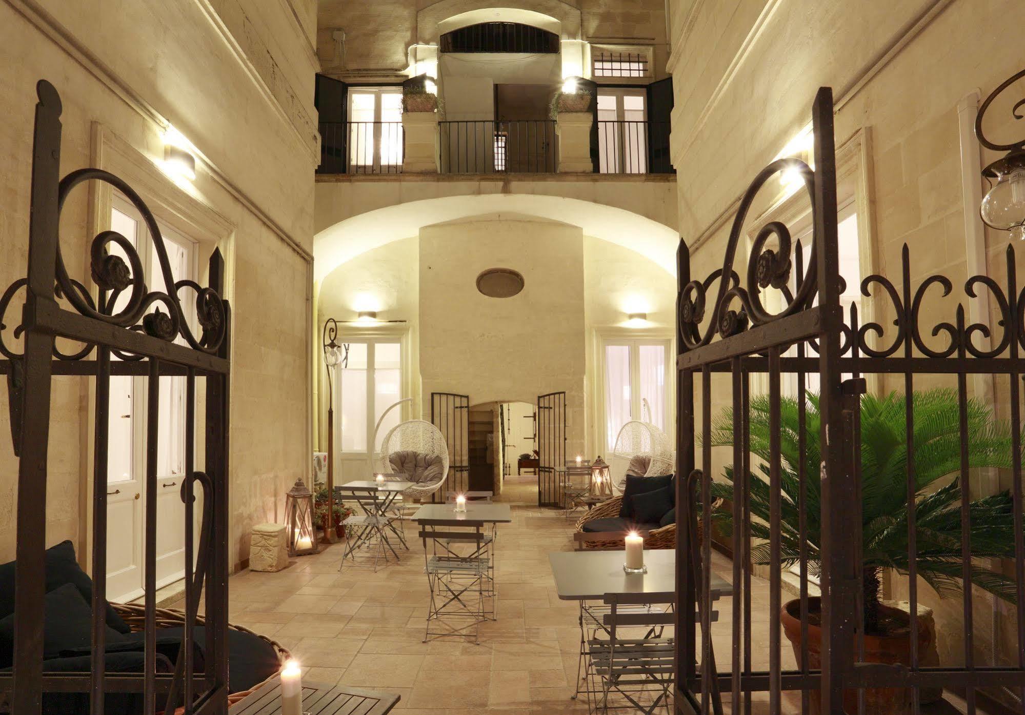 Santa Marta Suites & Apartments Лечче Экстерьер фото